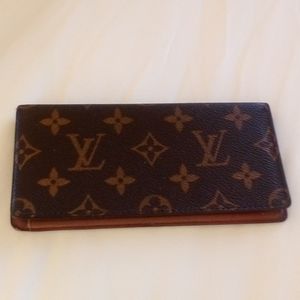 Louis Vuitton Checkbook Cover